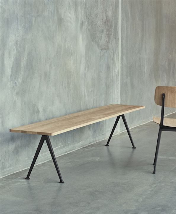 HAY-PYRAMIDBENCH-12-O_1746454032.89947_HAY-PYRAMIDBENCH-12-O.jpg